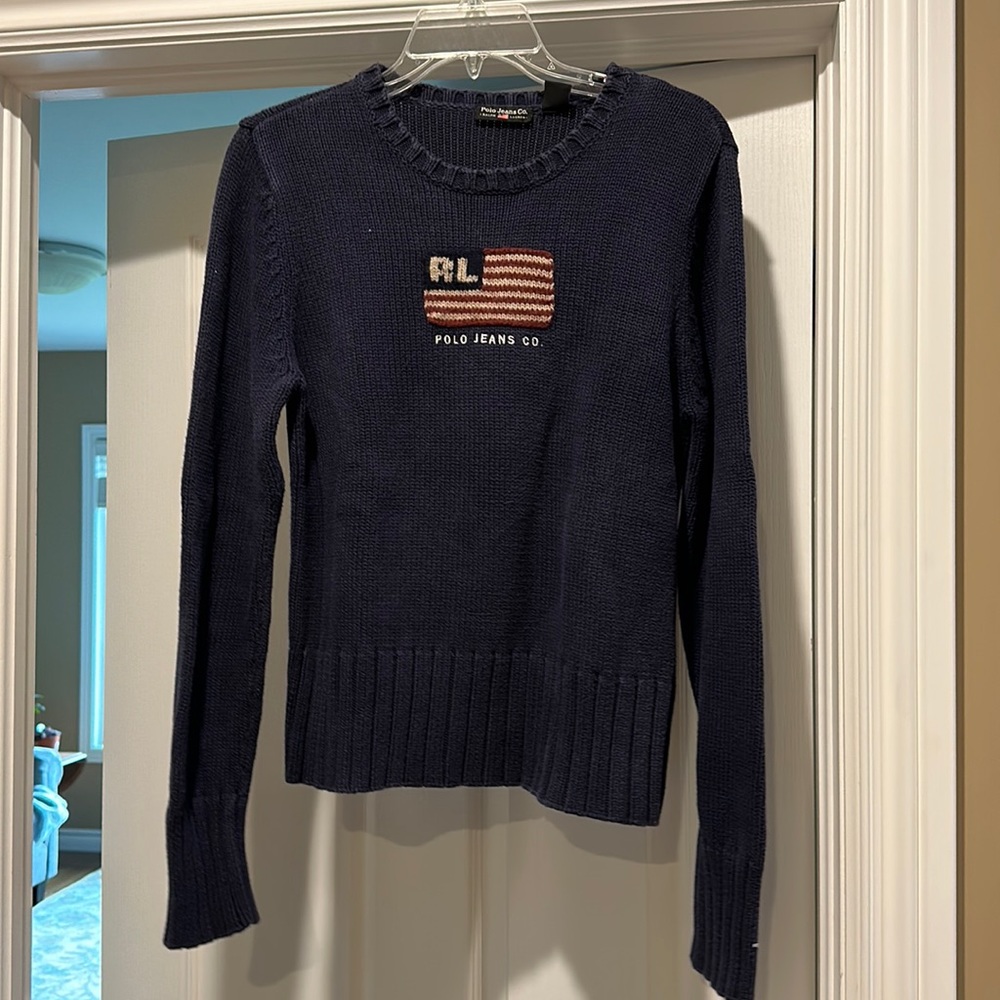 Vintage Ralph Lauren Women’s Sweater in EUC - size Large